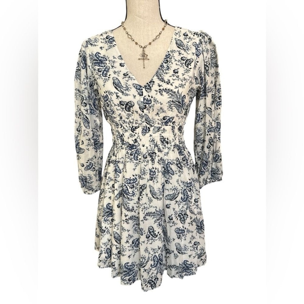 Lucky Brand Paisley Smocked Mini Dress Women's Small Blue White Floral V-Neck
